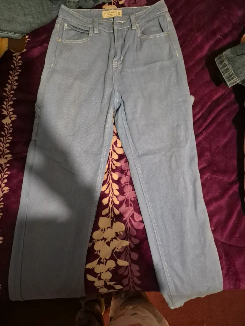 Jeans celestes para mujer