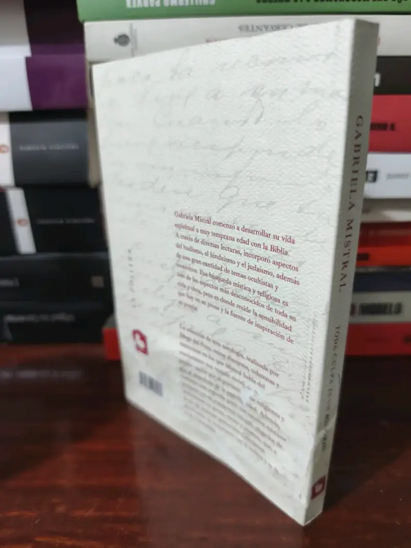 Libro 'Toda culpa es un misterio' - 3