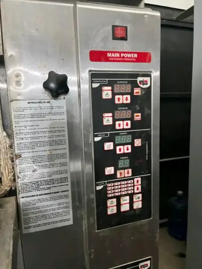 Horno industrial de tres cámaras - miniatura 2