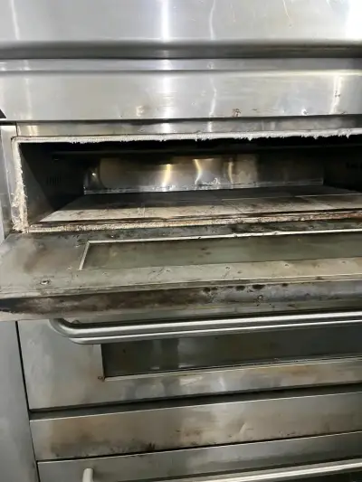 Horno industrial de tres cámaras - miniatura 3