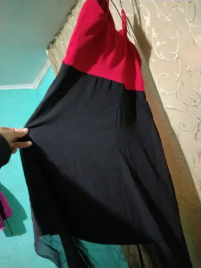 Vestido bicolor elegante - miniatura 3
