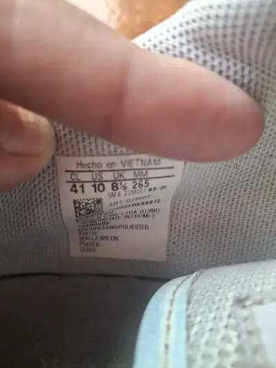 Zapatillas Adidas blancas y rosas - miniatura 3