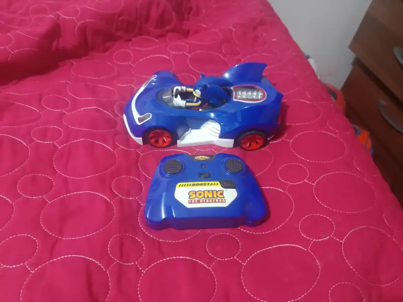 Auto a control remoto Sonic azul