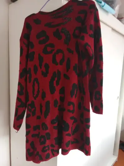Chaqueta larga estampada azul y negra - miniatura 8