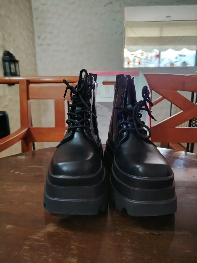 Botines negros de plataforma - 2