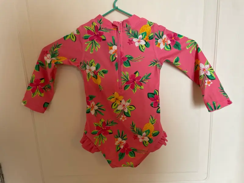 Traje de baño floral infantil - 2