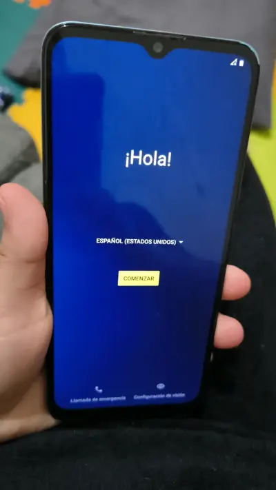 Celular azul moto E20 con cámara dual - miniatura 2