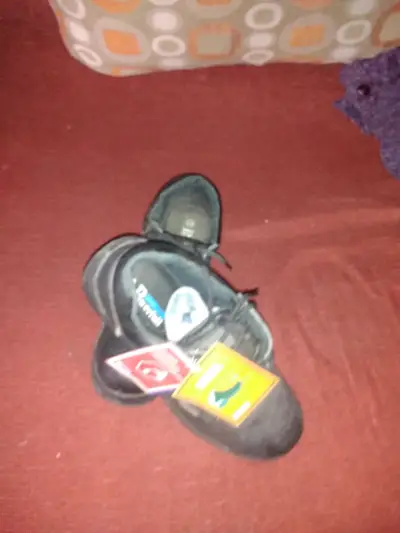 Zapatos negros nuevos con etiqueta - miniatura 4
