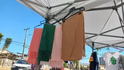 Bufandas en colores variados - miniatura 2