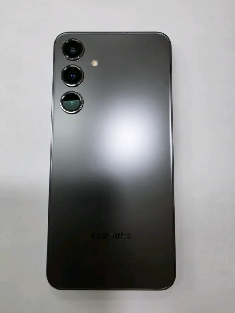 Samsung Galaxy S24+ 256GB Negro — Liberado - 2