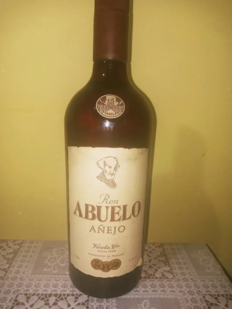 Ron Abuelo Añejo 1 litro - 2