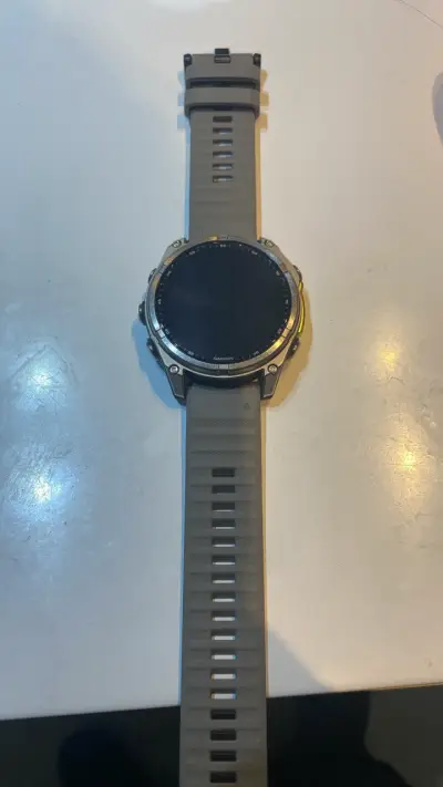 Smartwatch Garmin Fénix 8 Solar - miniatura 1