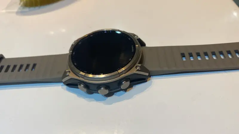 Smartwatch Garmin Fénix 8 Solar - 2