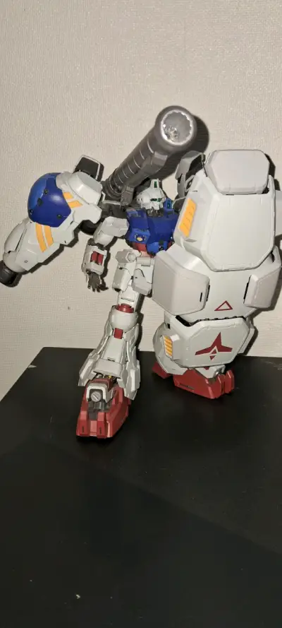 Figura de acción robot articulado - miniatura 5