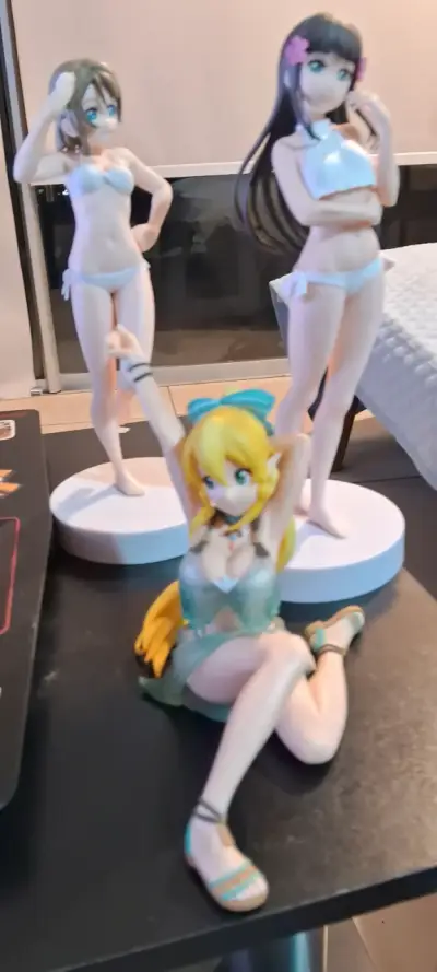 Figura anime de colección en bikini - miniatura 4