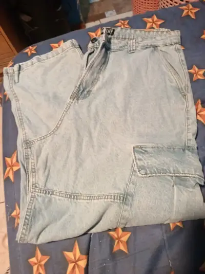 Jeans azul claro cargo - miniatura 1