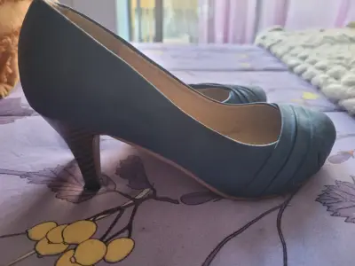 Zapatos de taco medio azules - miniatura 2