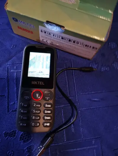 Teléfono móvil básico Mktel - miniatura 4