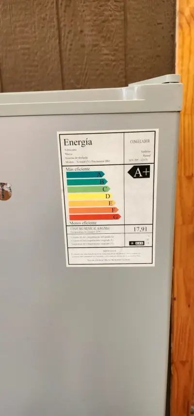 Congelador eficiente energético A+ - miniatura 1