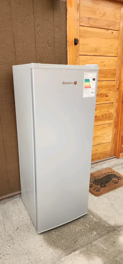 Congelador eficiente energético A+ - miniatura 2