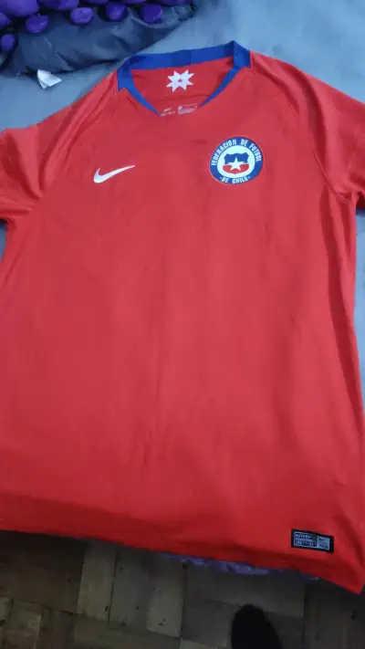 Camiseta roja de fútbol Chile NIKE - miniatura 1