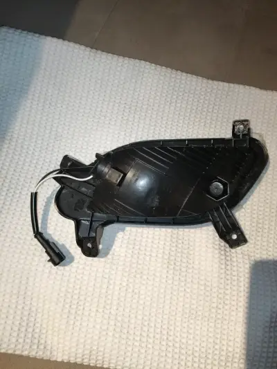 Luz trasera de auto lado izquierdo Tiggo 2 automat - miniatura 2