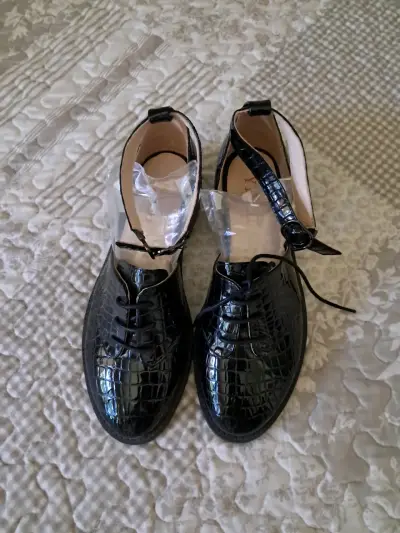 Zapatos formales negros charol - miniatura 5