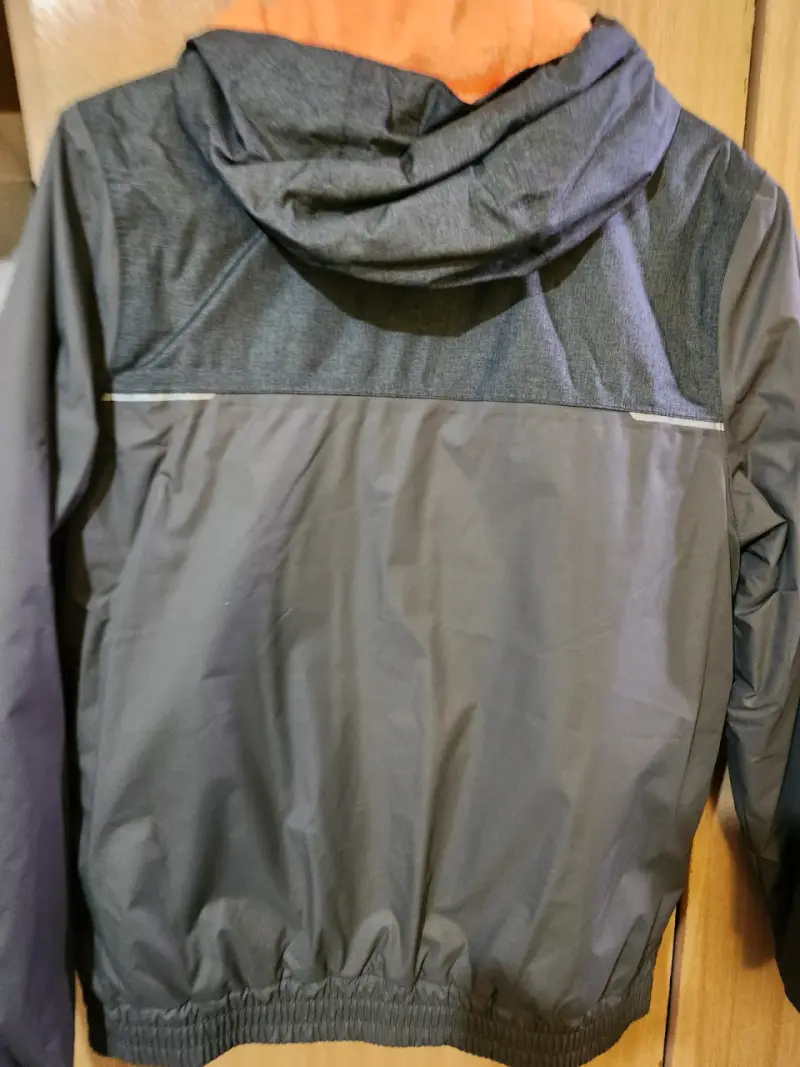 Chaqueta Quechua gris con capucha - 3