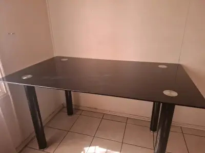 Mesa de vidrio moderna - miniatura 1