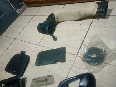 Repuestos de automóvil usados - miniatura 1