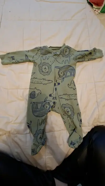 Pijama bebé estampado verde + body - miniatura 1