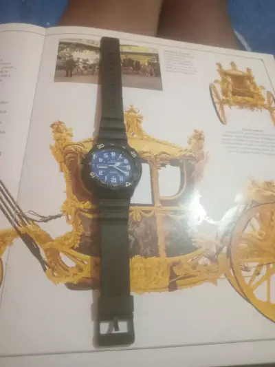 Reloj deportivo negro hombre - miniatura 1