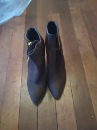 Botines marrones con cierre - miniatura 1