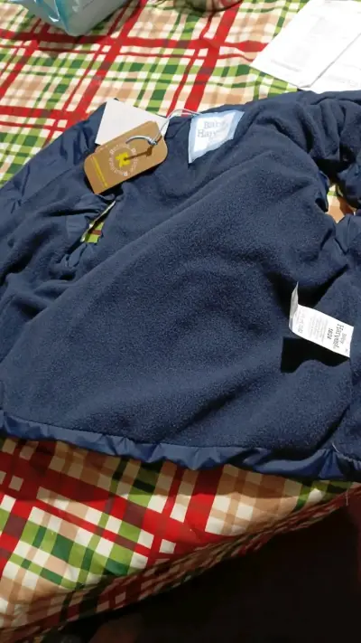 Ropa de niño nueva - miniatura 1