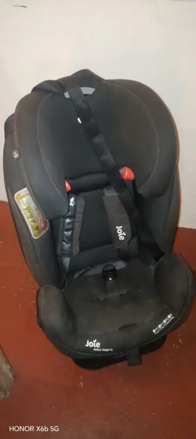 Silla de auto Joie negra - miniatura 1