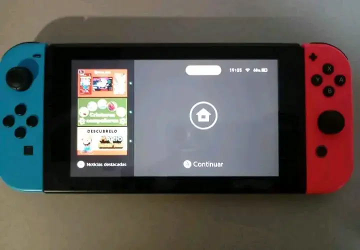 Consola Nintendo Switch con accesorios - 3