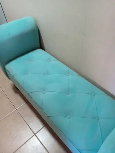 Banca de pie de cama o living - miniatura 2