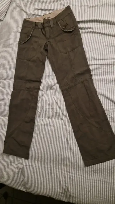 Pantalones verde olivo mujer - miniatura 1