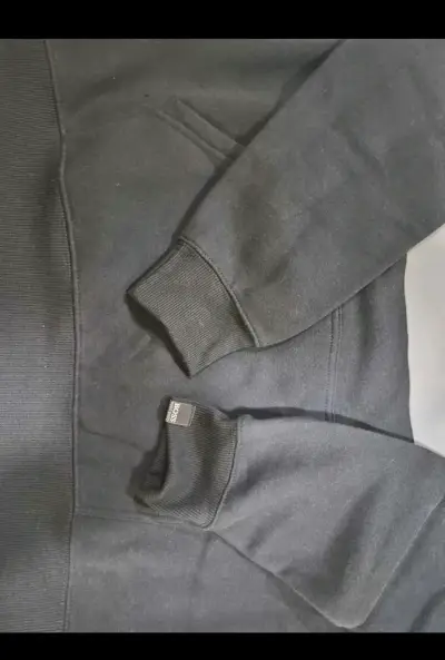Polerón negro Hugo Boss - miniatura 3