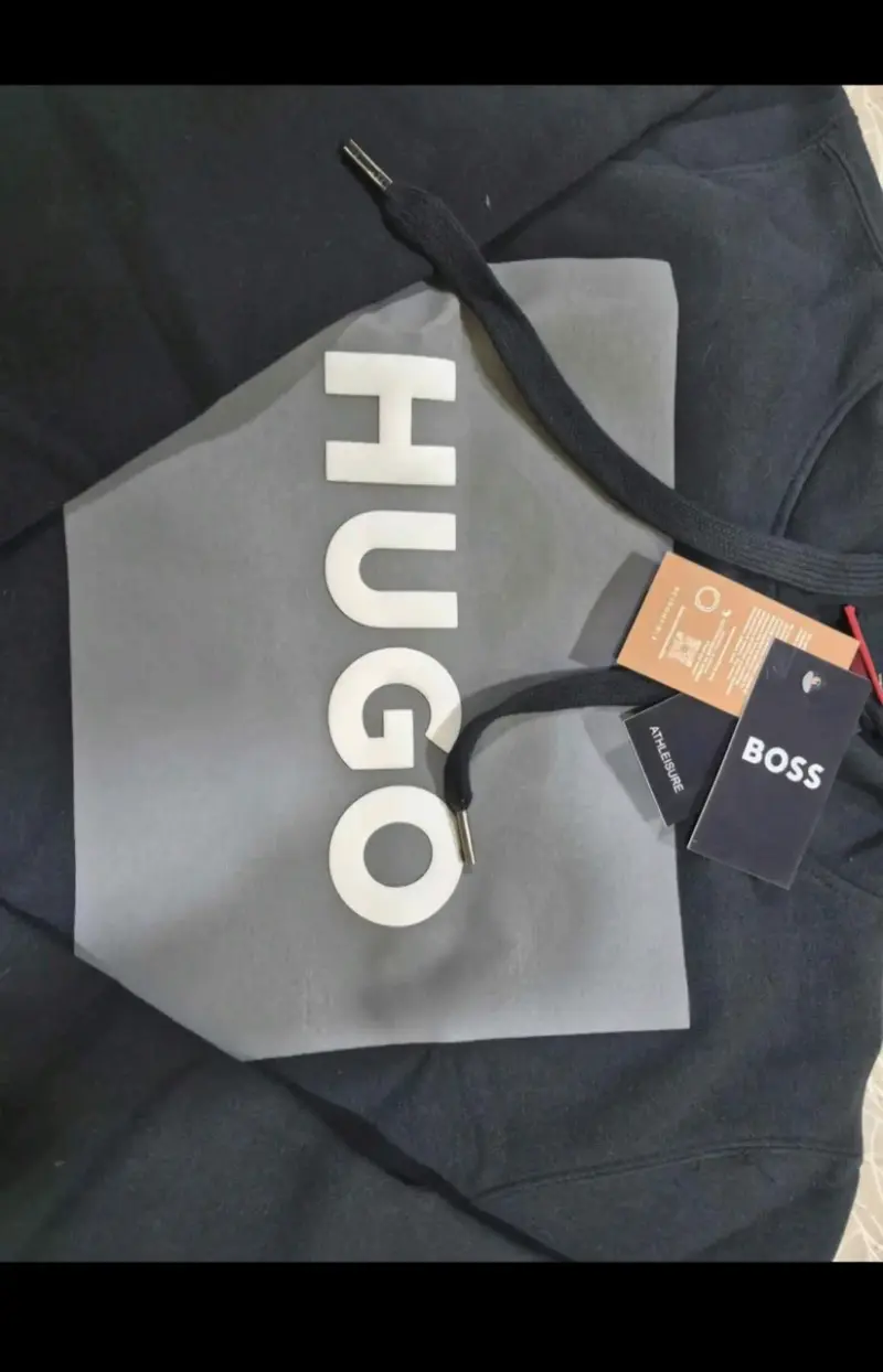 Polerón negro Hugo Boss - 4