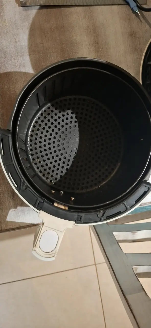 Freidora de aire Midea - 5
