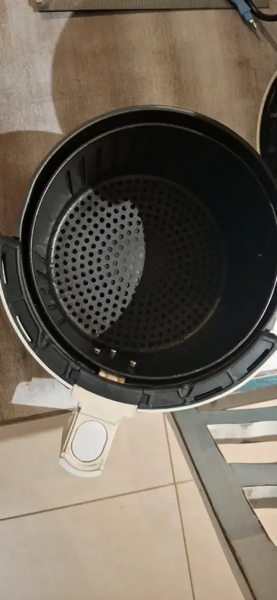 Freidora de aire Midea - miniatura 5