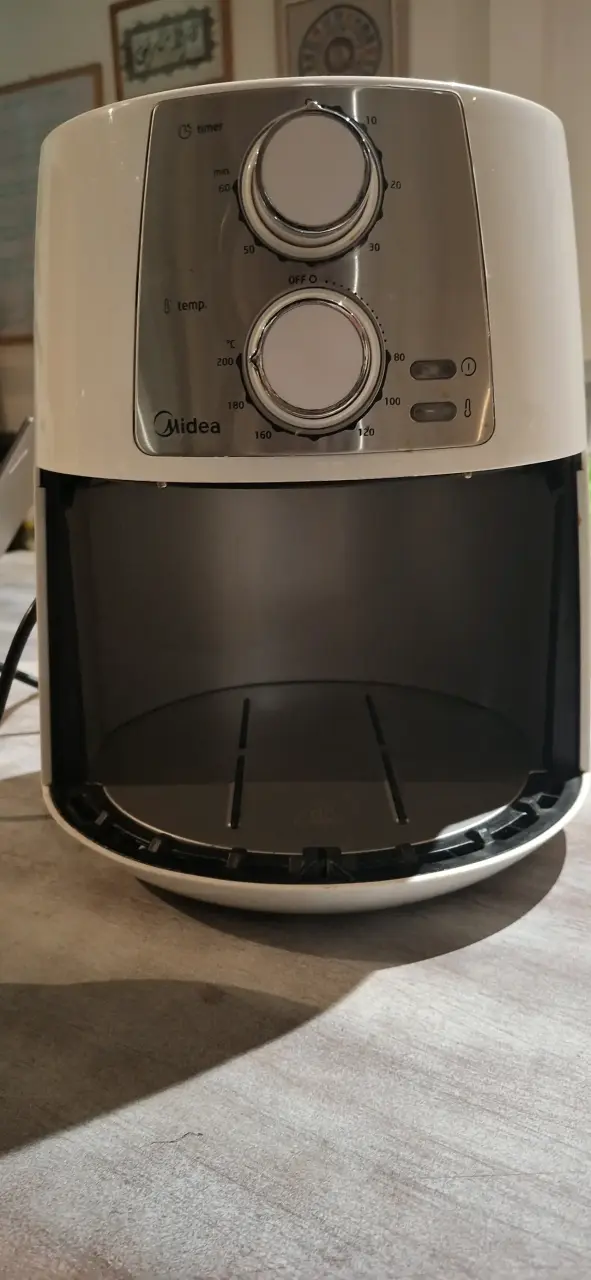 Freidora de aire Midea - 6