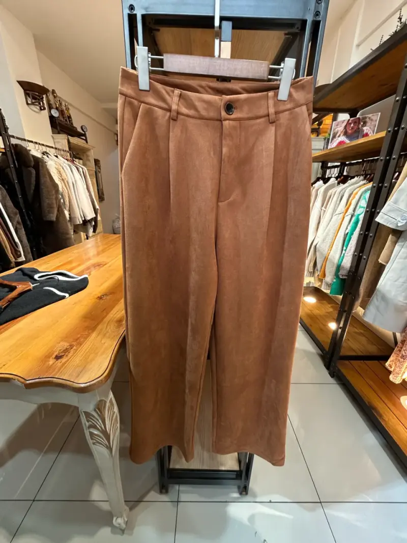 Pantalones de Gamuza - 2