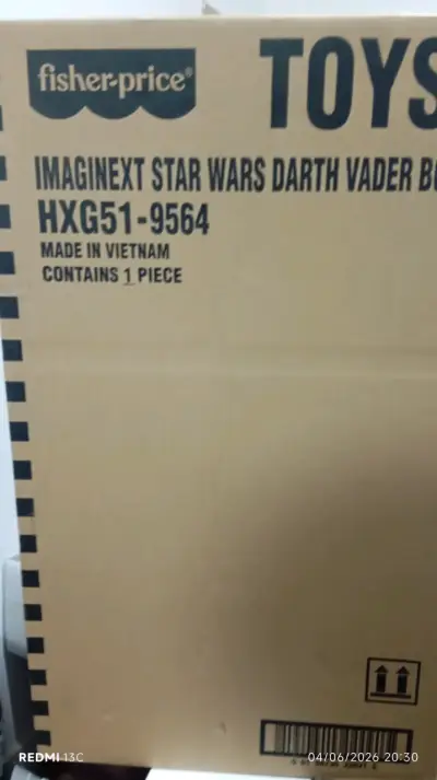 Figura robot estilo Darth Vader - miniatura 6