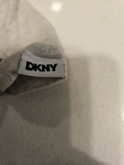 Polera DKNY talla 5 - miniatura 3