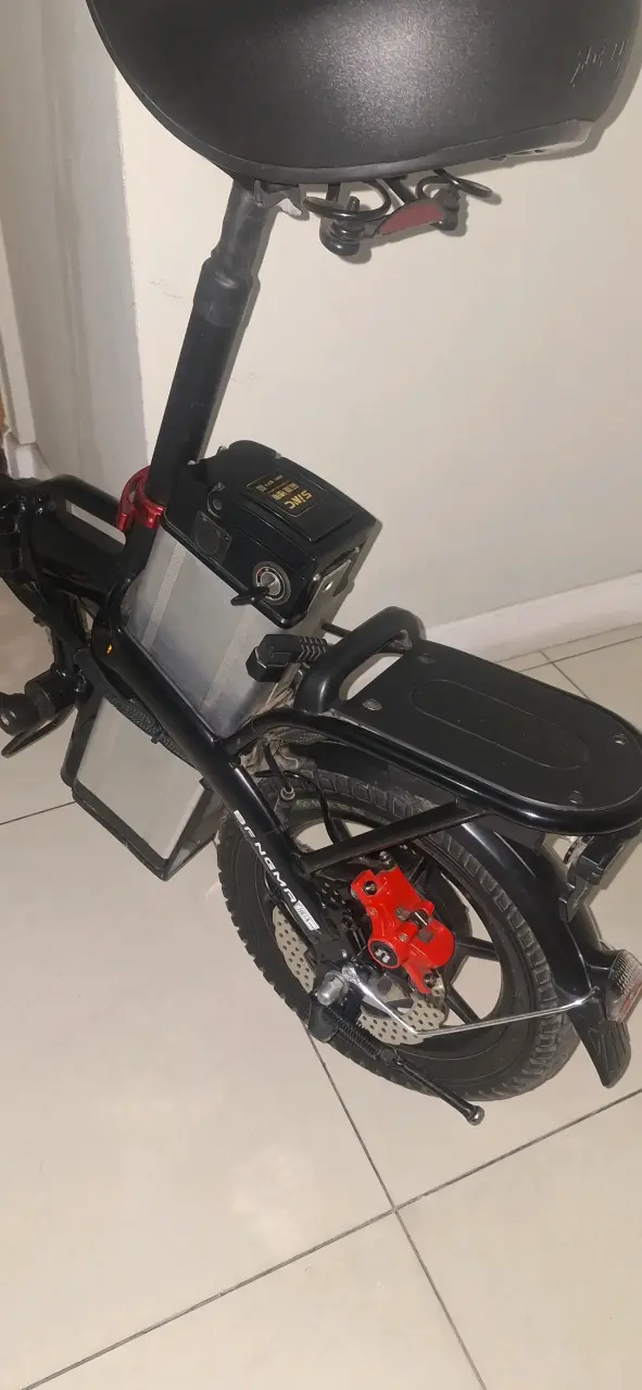 Scooter eléctrico plegable negro - 2