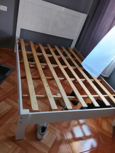 Estante de madera para ropa - miniatura 3