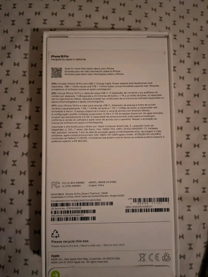 iPhone 16 Pro  dorado poco uso - 3