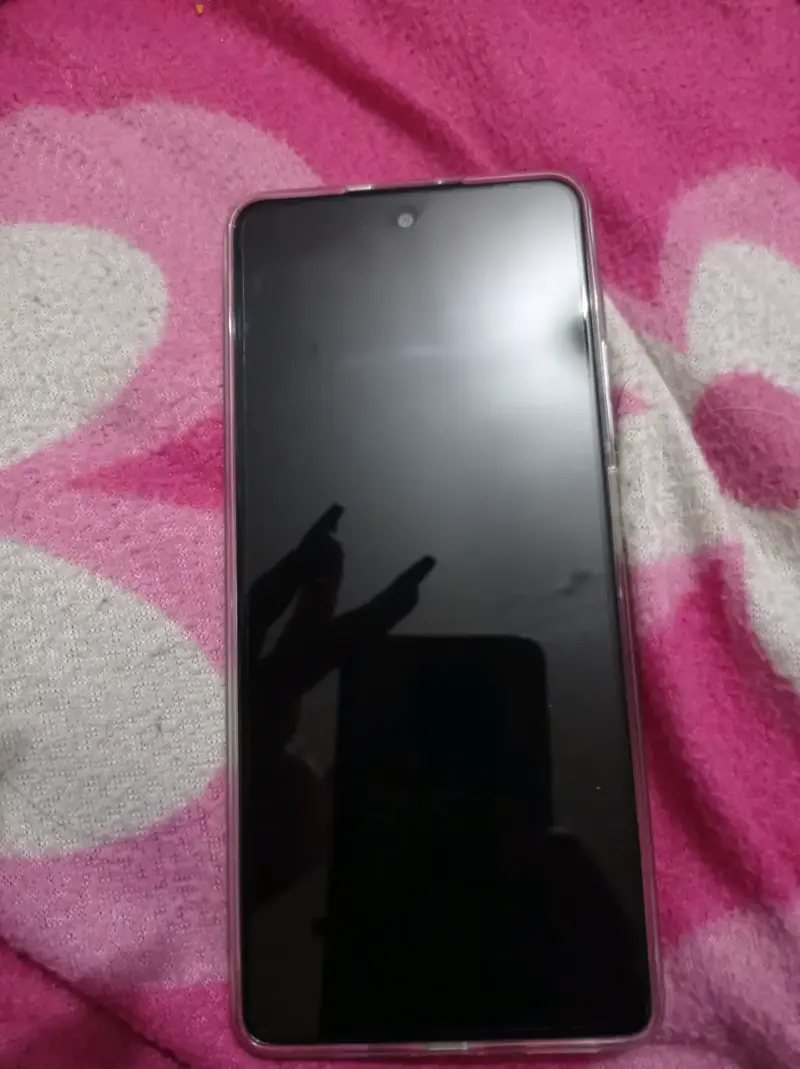 Smartphone Tecno Pova blanco - 4